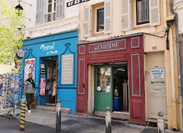 france/marseille/vieux-port/shop/mistral-marseille
