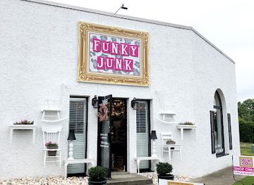 north-carolina/greenville/shop/funky-junk