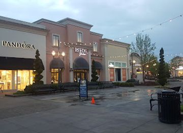 alabama/huntsville/research-park/shop/bridge-street-town-centre