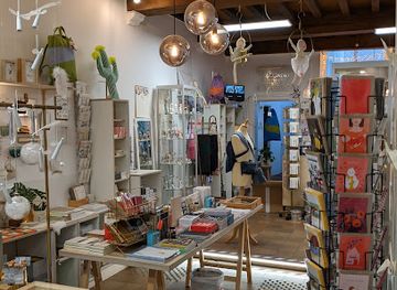 belgium/east-flanders/shop/geschenken-mus-in-een-plas