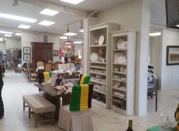 louisiana/baton-rouge/shop/the-royal-standard