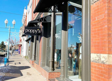 wyoming/laramie/shop/poppy-s-flower-shop-women-s-boutique