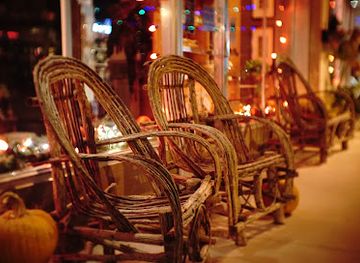 texas/east-texas/shop/the-shops-on-main-kilgore