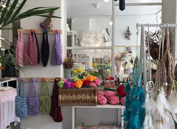 south-korea/busan/gwangalli-beach/shop/love-is-giving