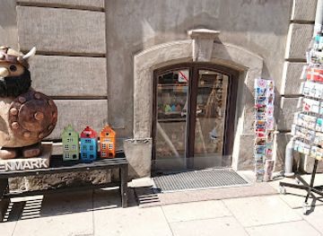 denmark/copenhagen/shop/royal-souvenir-shop