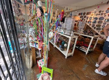 mexico/sierra-madre-occidental/shop/casa-de-luna