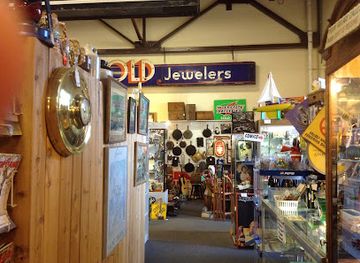 DeWitt–Seitz Marketplace