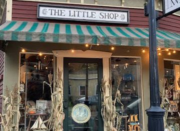 connecticut/connecticut-river-valley/shop/the-little-shop-by-nora-murphy-country-house