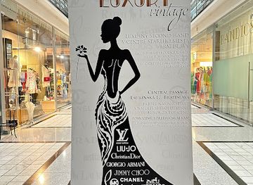 slovakia/bratislava-region/shop/luxury-vintage