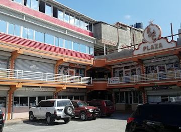 haiti/port-au-prince/delmas/shop/r-and-c-plaza