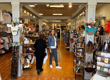 tennessee/pigeon-forge/shop/coal-miner-s-daughter-mercantile