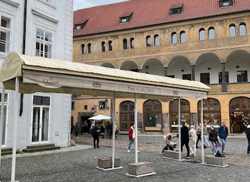 czechia/prague/stare-mesto/shop/hipstar-retro-vintage-store