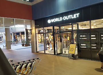 japan/fukuoka/shop/world-outlet