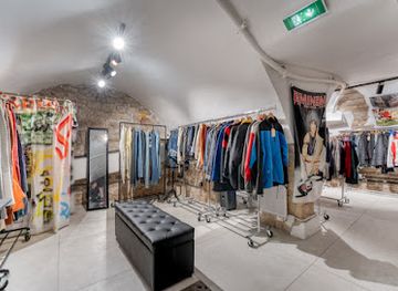 france/paris/shop/le-pop-up-parisien