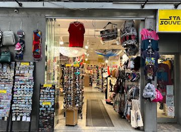 hungary/budapest/shop/star-souvenirs-astoria