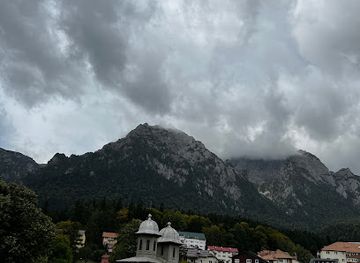 romania/bucegi-mountains/shop/i-love-busteni