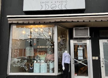 canada/ottawa-valley/shop/kindred-shop-and-studio