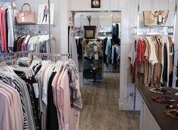 united-kingdom/isle-of-arran/shop/chameleon-arran-boutique