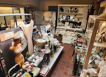 belgium/bruges/shop/t-apostelientje