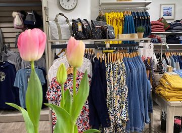 ireland/mizen-head/shop/barnett-s-of-schull