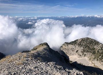 albania/tomorr-mountain/shop/maja-e-cukes-se-partizanit