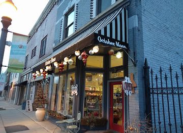 michigan/lansing/shop/october-moon