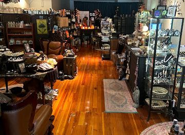 new-hampshire/keene/shop/shadow-emporium