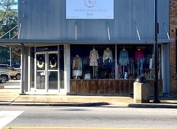 alabama/dismals-canyon/shop/shopaholic-s-only-boutique