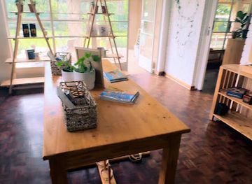 zimbabwe/chinhoyi/shop/the-village