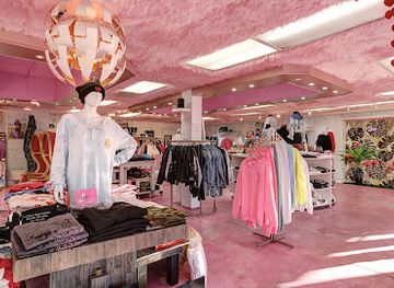 arizona/scottsdale/scottsdale-waterfront/shop/rolling-rack-boutique-old-town-scottsdale