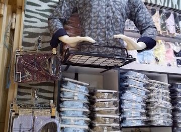 uganda/kampala/shop/her-fashion-box-uganda