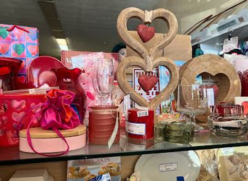 virginia/arlington/shop/columbia-pike-thrift-shop