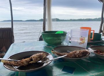 indonesia/togean-islands/shop/kios-mama-ramang