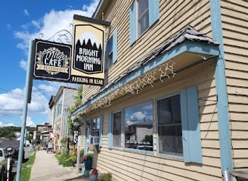 west-virginia/canaan-valley/shop/milo-s-cafe-and-restaurant