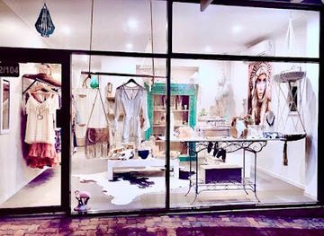 australia/sunshine-coast/shop/tirzart-boutique