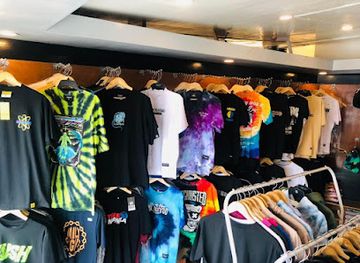 nigeria/lagos/victoria-island/shop/flaky-clothing-shop