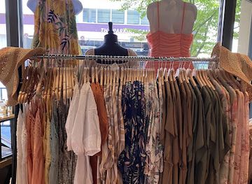 nevada/reno/shop/natural-charm-boutique