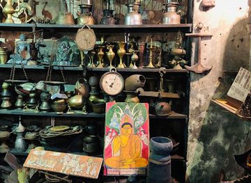 sri-lanka/kandy-district/shop/waruna-antiques