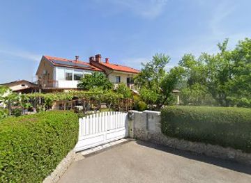 slovenia/skocjan-caves/shop/avtomak-trgovina-posrednistvo-in-vleka-vozil-matej-klun-s-p