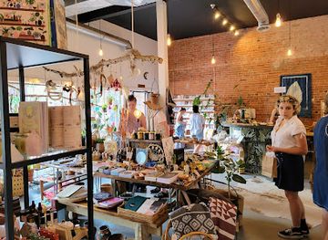 colorado/pikes-peak/shop/heartshake-studios