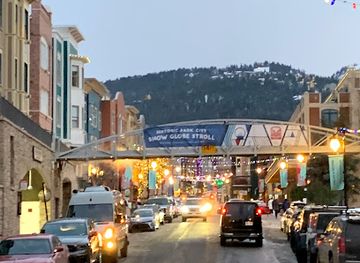 utah/park-city/shop/grace-clothiers