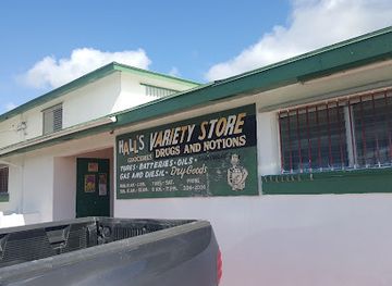the-bahamas/eleuthera/shop/hall-s-food-store