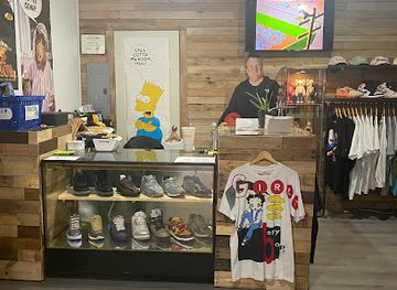 west-virginia/morgantown/shop/gallery-304-vintage-shop