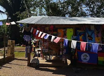 belize/vaca-plateau/shop/gordon-s-gift-shop-and-water-shoes