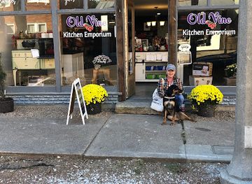 missouri/missouri-rhineland/shop/old-vine-kitchen-emporium