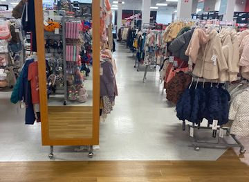 wisconsin/sturgeon-bay/shop/t-j-maxx