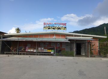 micronesia/chuuk/shop/saki-stores-4