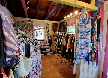 north-carolina/cape-fear-coast/shop/unique-boutique