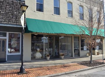 alabama/decatur/shop/the-paper-chase