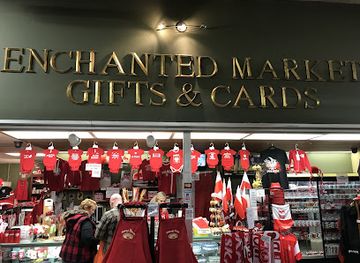 new-york/buffalo/canalside/shop/enchanted-market-gifts